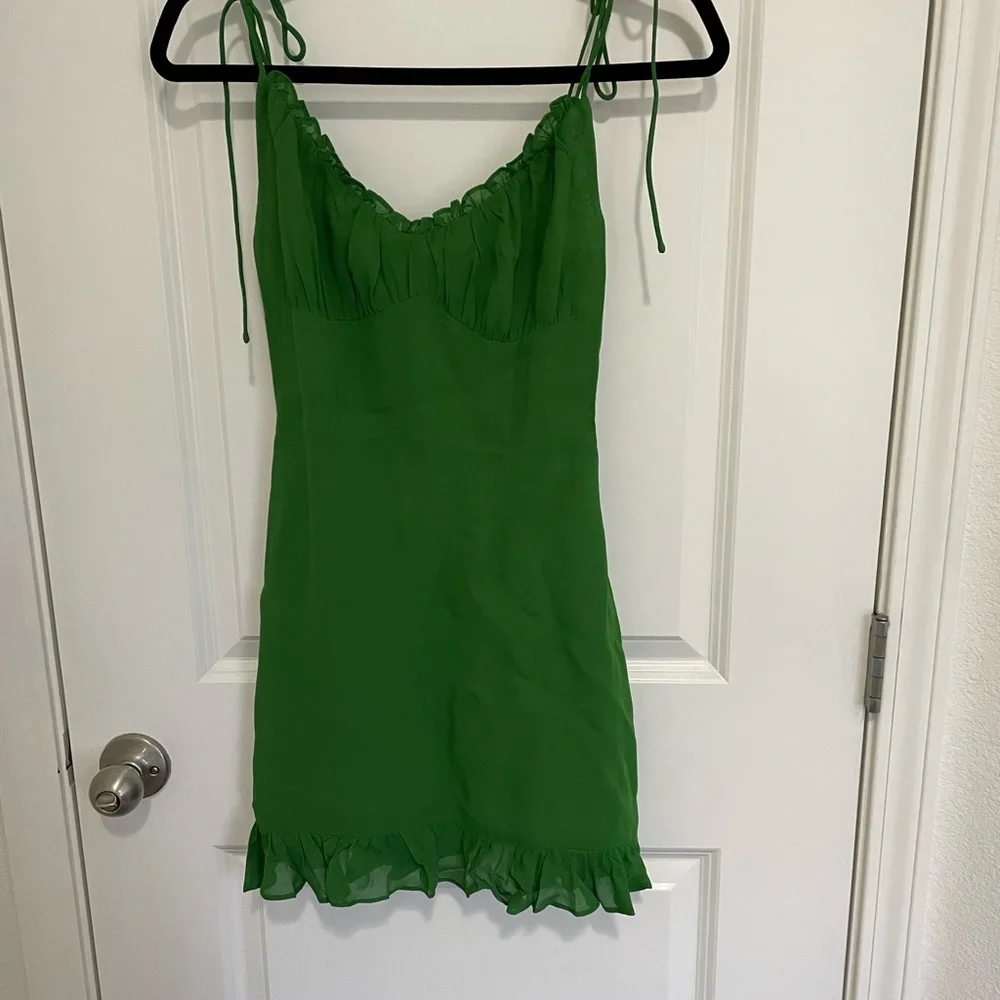 Reformation Esther Dress Kelly ๐ - Picture 4 of 6